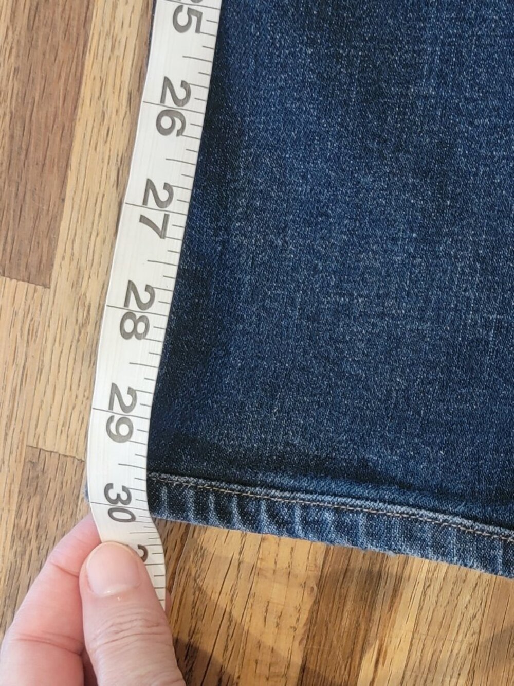 Tommy Hilfiger Classic Women's Bootcut Medium Wash Mid Rise Blue Jeans - Picture 7 of 12